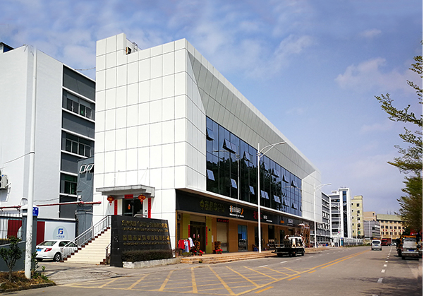 新兴住宅公寓幕墙修缮